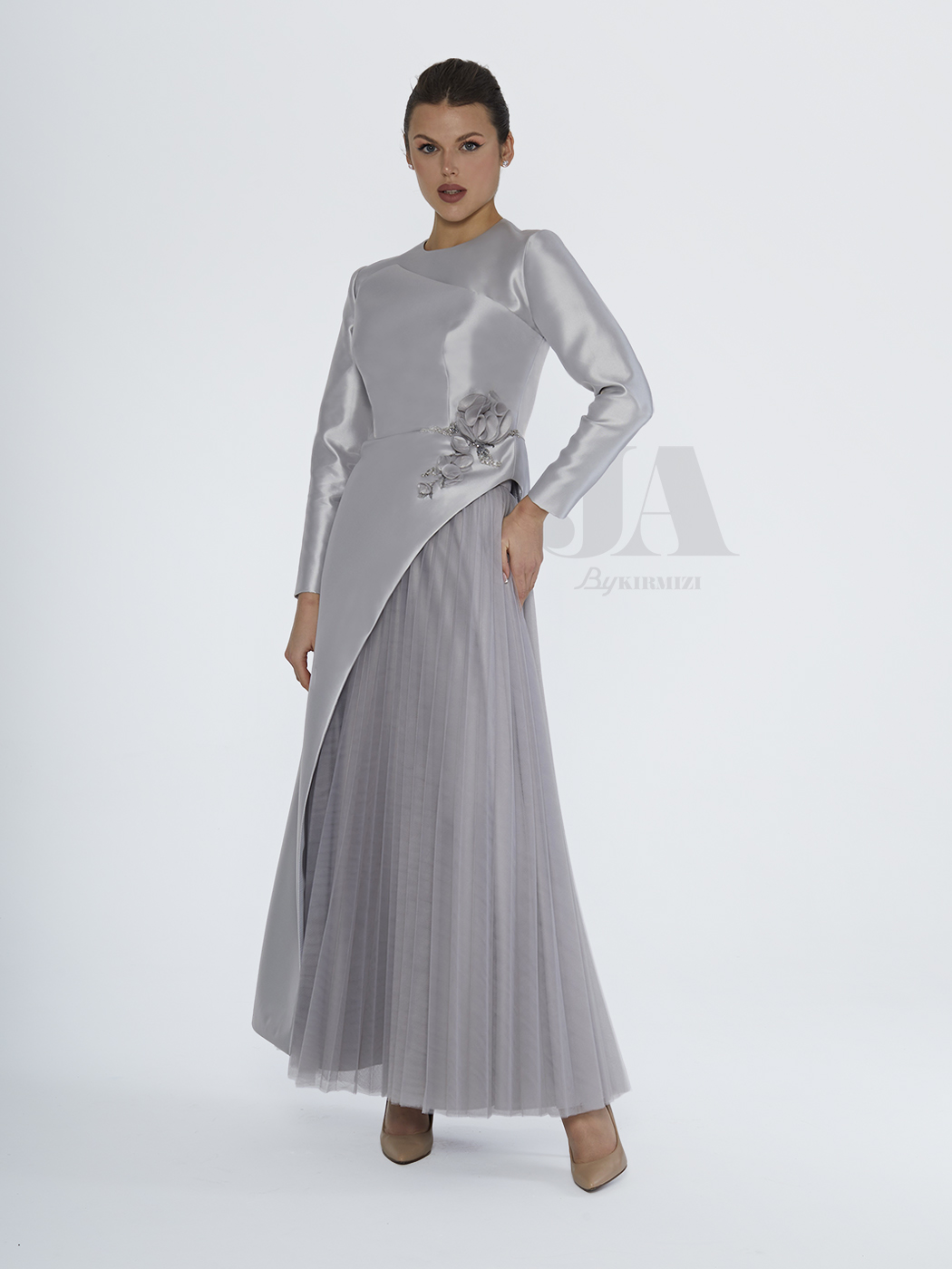 ÇAPRAZ YIRTMAÇLI TAKIM